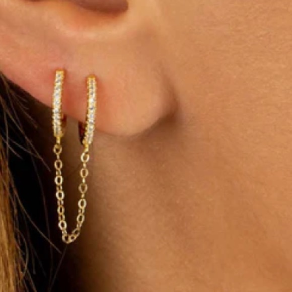 Adina Eden Chain Hoop Huggie Earring NEW - Picture 3 of 5